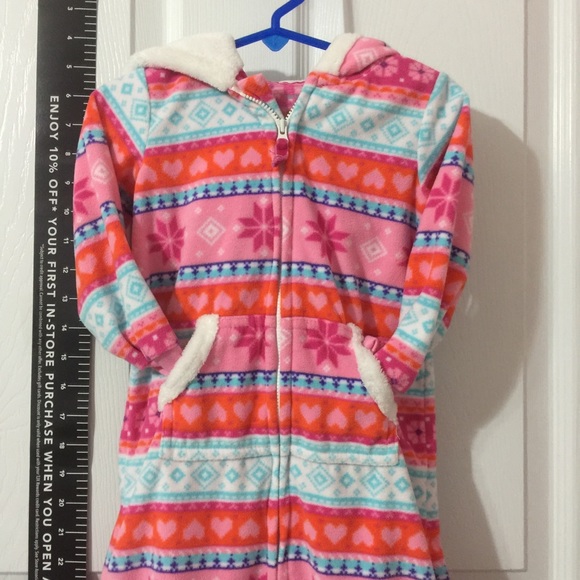 Carter’s girl’s hooded pajamas snow suit - Picture 2 of 5